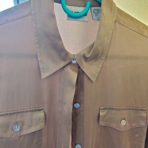 Chico’s Womens Tan Blouse Button